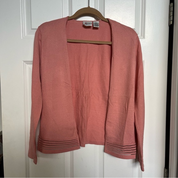 VTG Women’s Cardigan Set Size Small - Picture 5 of 5